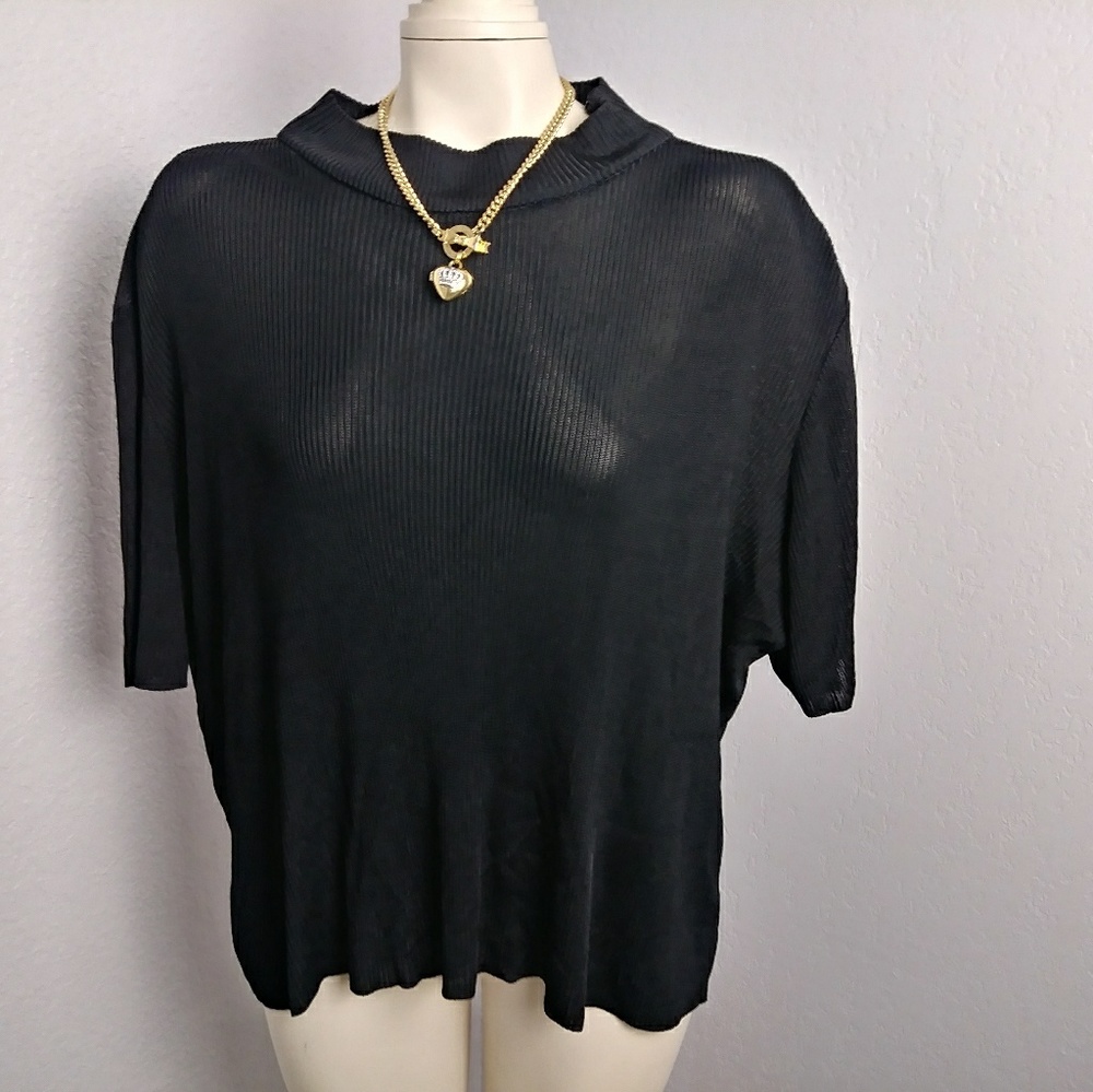 ST.JOHN BY MARIE GRAY SIZE L MOCK NECK W/ ZIP ON O